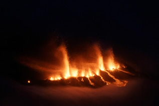 Iceland volcano Eyjafjallajokull fissure eruption 2010